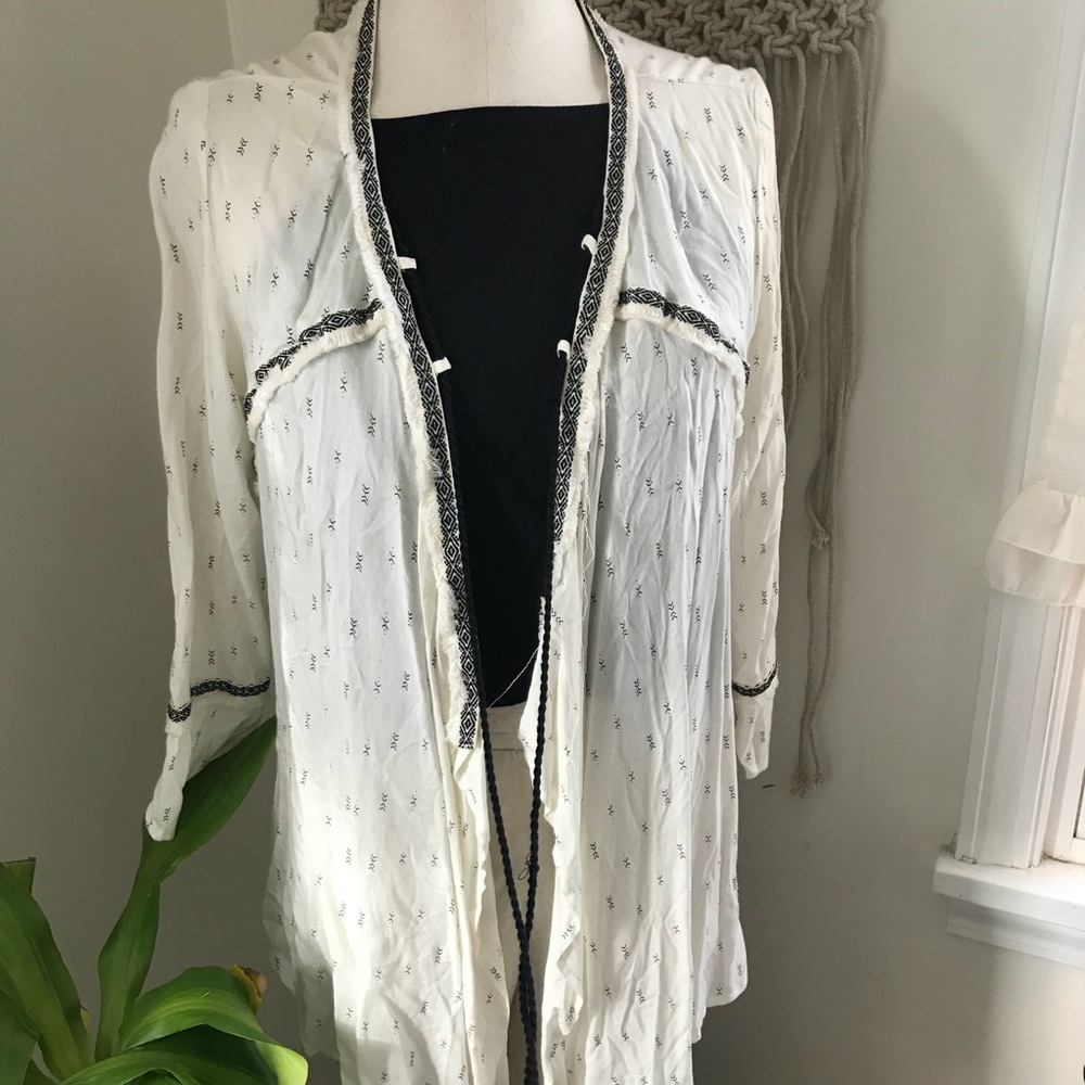Flowy light weight sweater